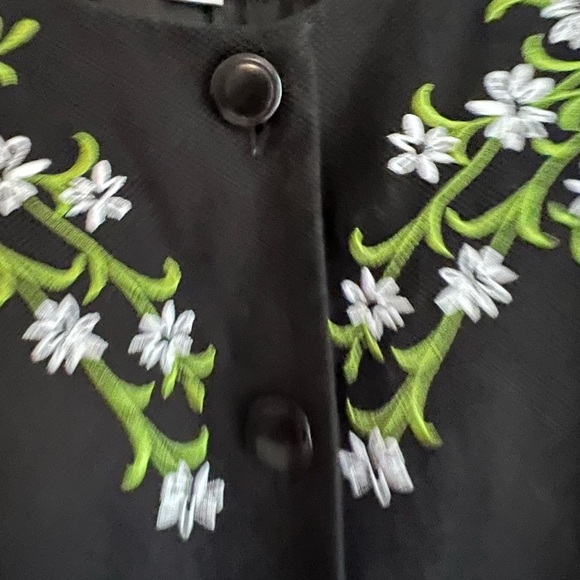 Bob Macke Womens collarless Jacket Black Blouse Wearable Art Floral Sz Large EUC - Picture 5 of 10